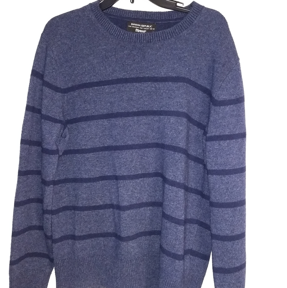 Blue-gray striped sweater mens size large